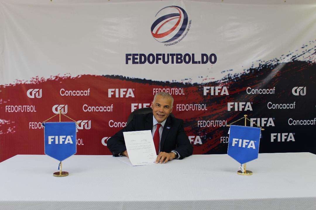 La Fedofútbol hará entrega de materialdeportivo a las asociaciones provinciales y clubes